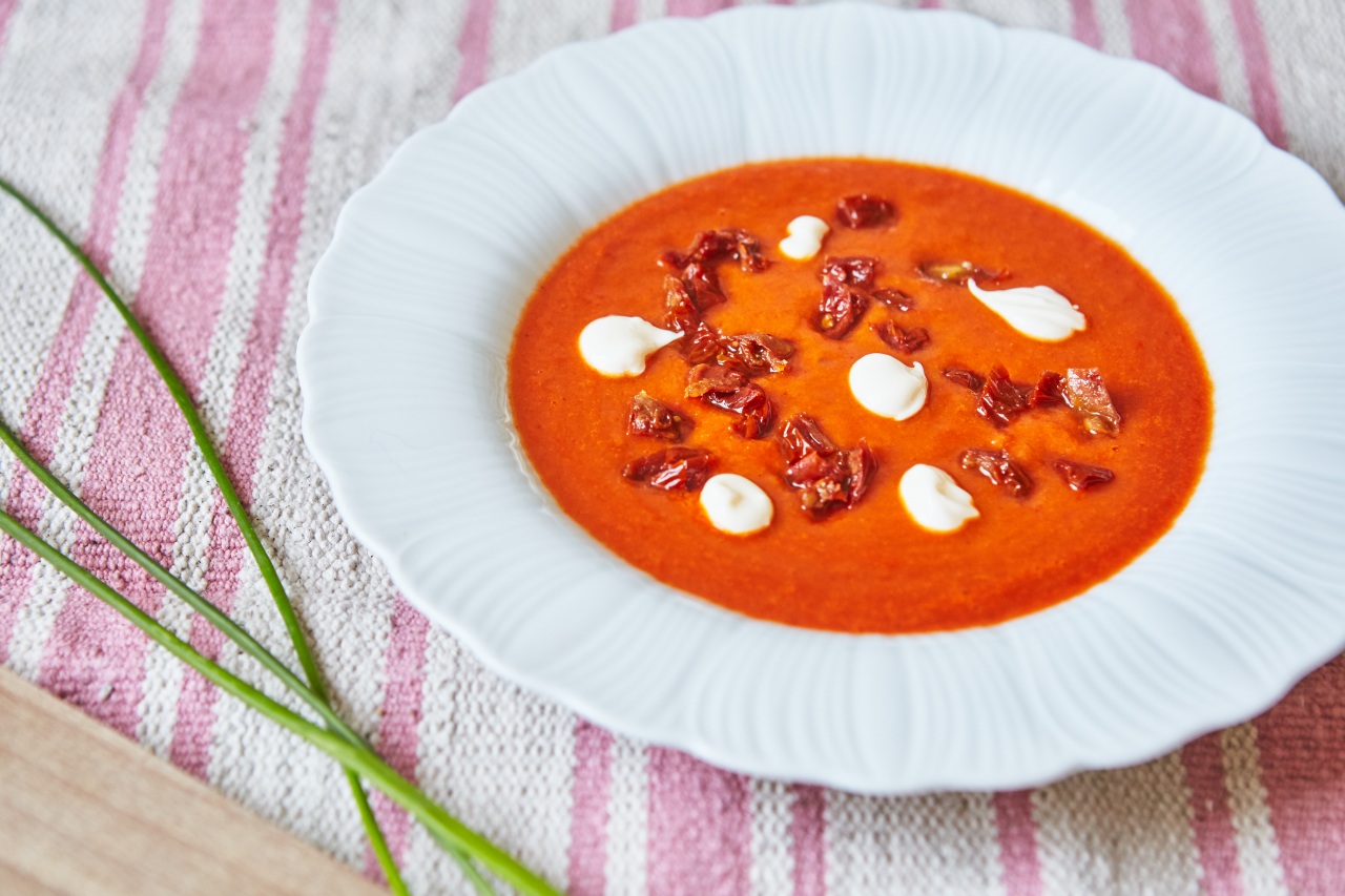 Krem z czerwonych warzyw z aioli