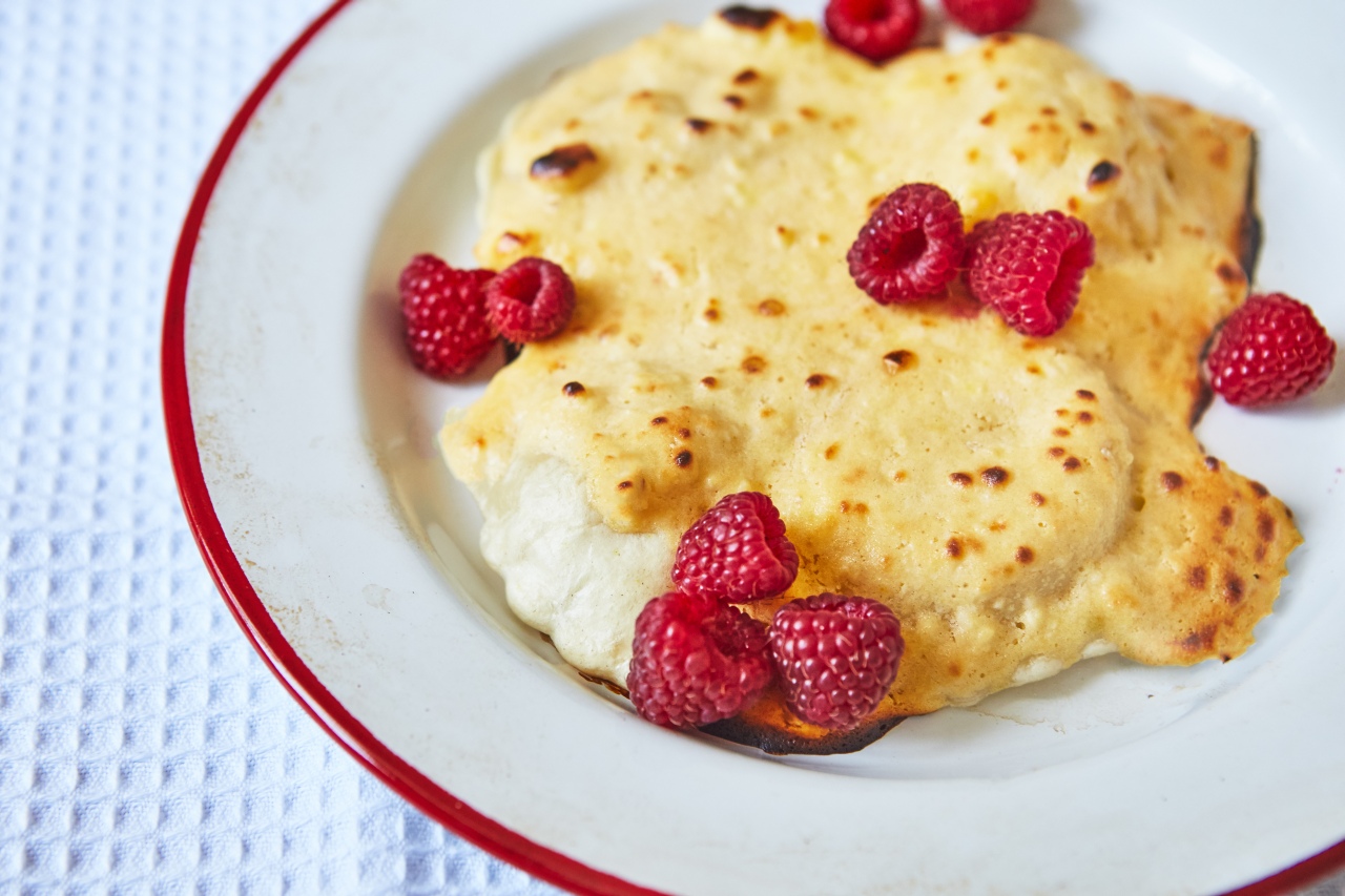 Zapiekane pierogi z wiśniami na słodko