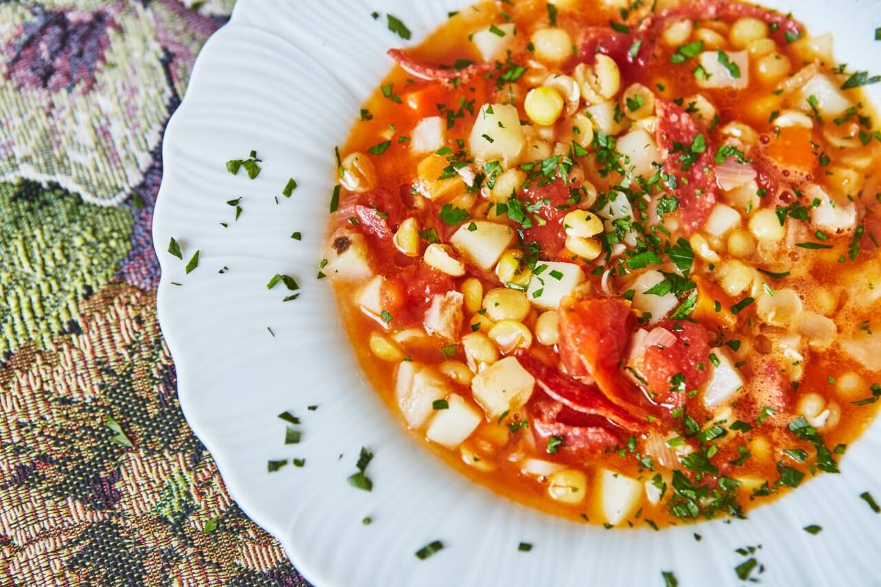 Zupa grochowa na ostro