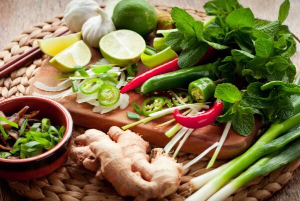 Kuchnia azjatycka w domowym zaciszu - pomysły na najpopularniejsze dania kuchni wschodu